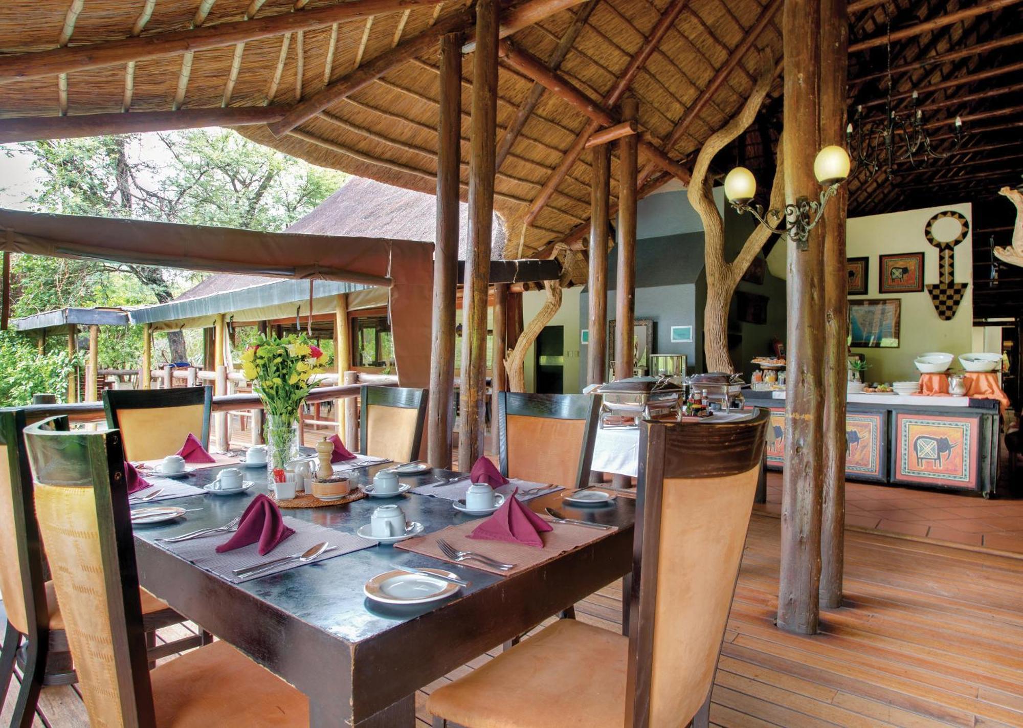 Madikwe River Lodge By Dream Resorts マディクウェ野生保護区 エクステリア 写真