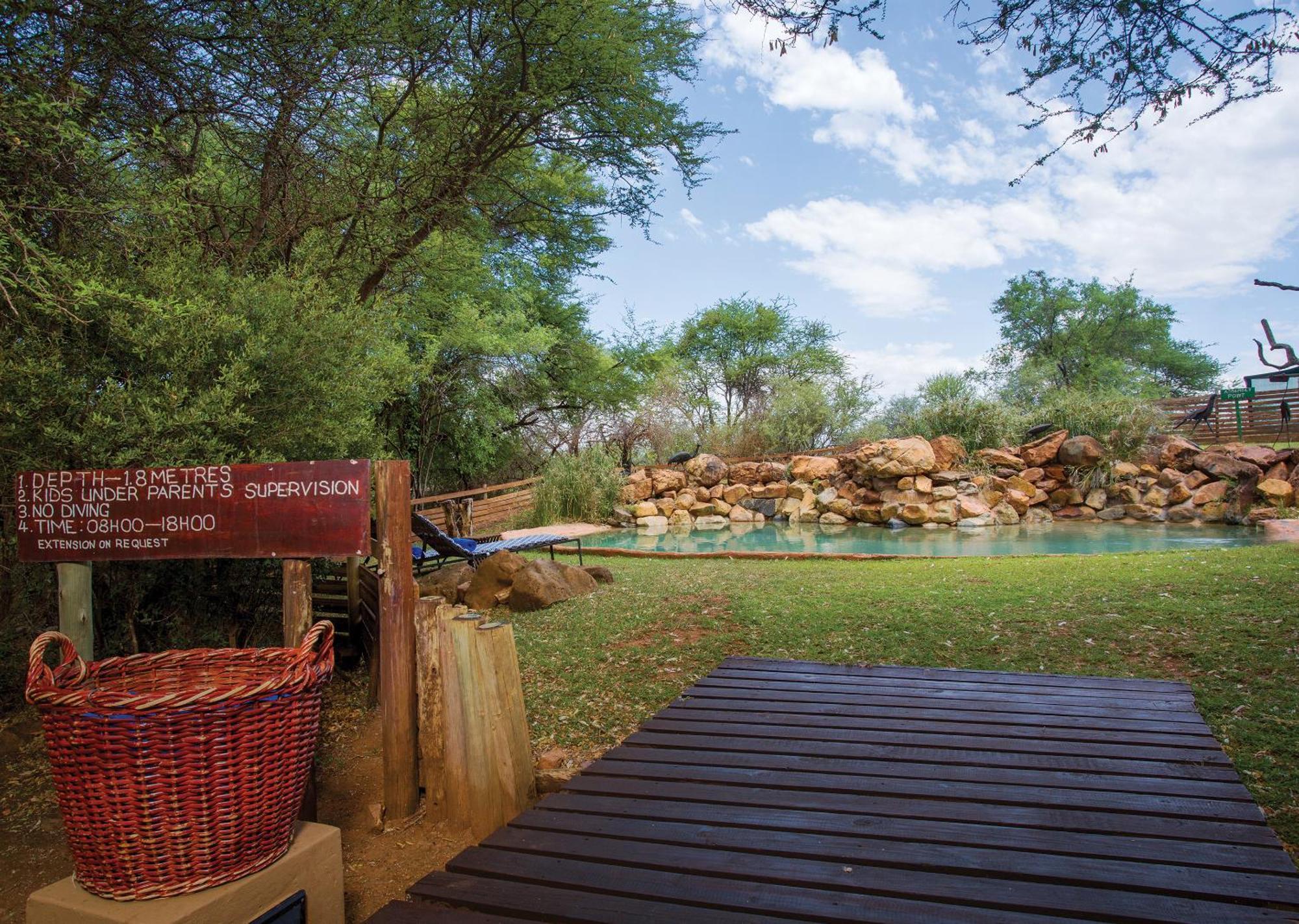 Madikwe River Lodge By Dream Resorts マディクウェ野生保護区 エクステリア 写真