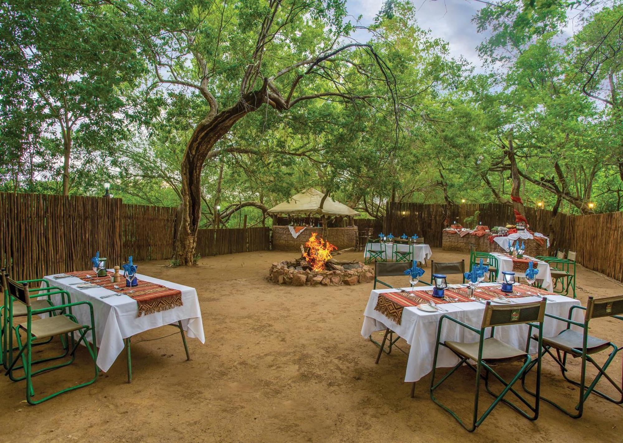 Madikwe River Lodge By Dream Resorts マディクウェ野生保護区 エクステリア 写真